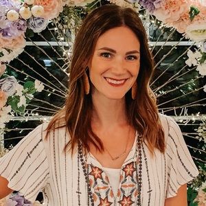 Meet your Posher, Megan